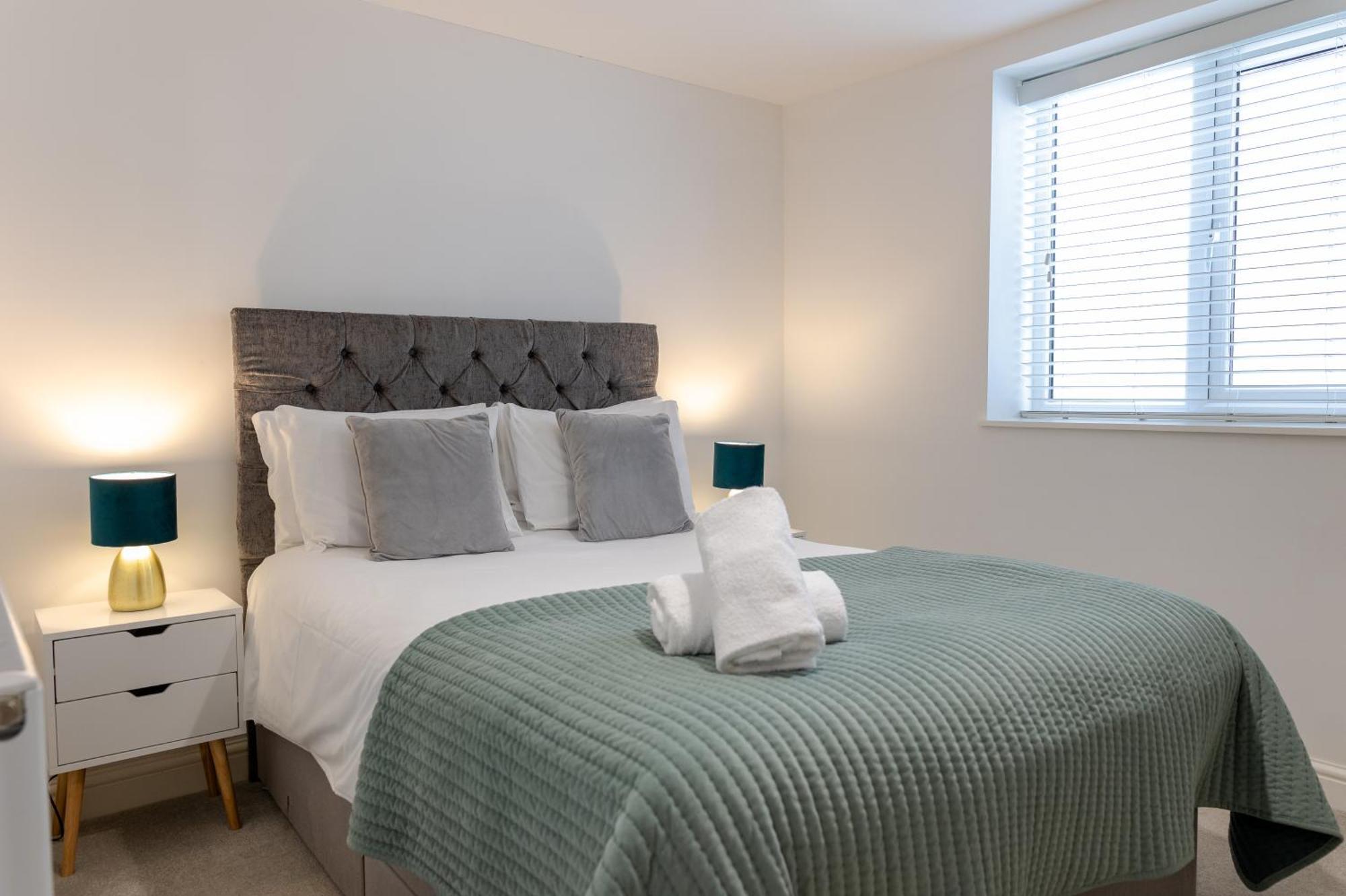 Boutique City Centre Apartments Cardiff Exterior photo